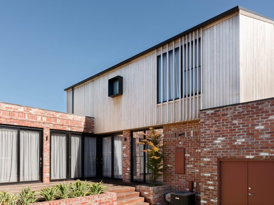 IronAsh Timber Cladding & Decking Suppliers | ASH