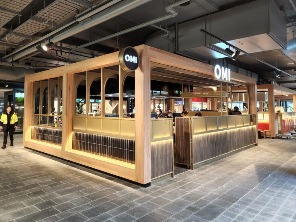 Westfield Knox's brands new food hall now features six MASSLAM (mass timber) kiosks Kiosks constructed from MASSLAM (mass timber) featured in Westfield Knox's brand new food hall.