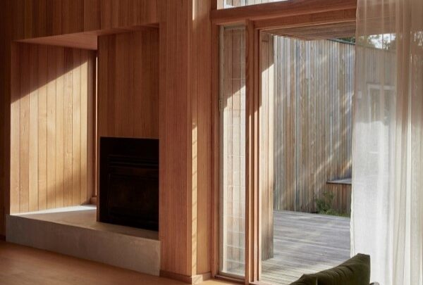 ASH's Australian Oak (Tasmanian Oak) featured in Monterey House by Insider Outsider. Photo: Willem-Dirk du Toit