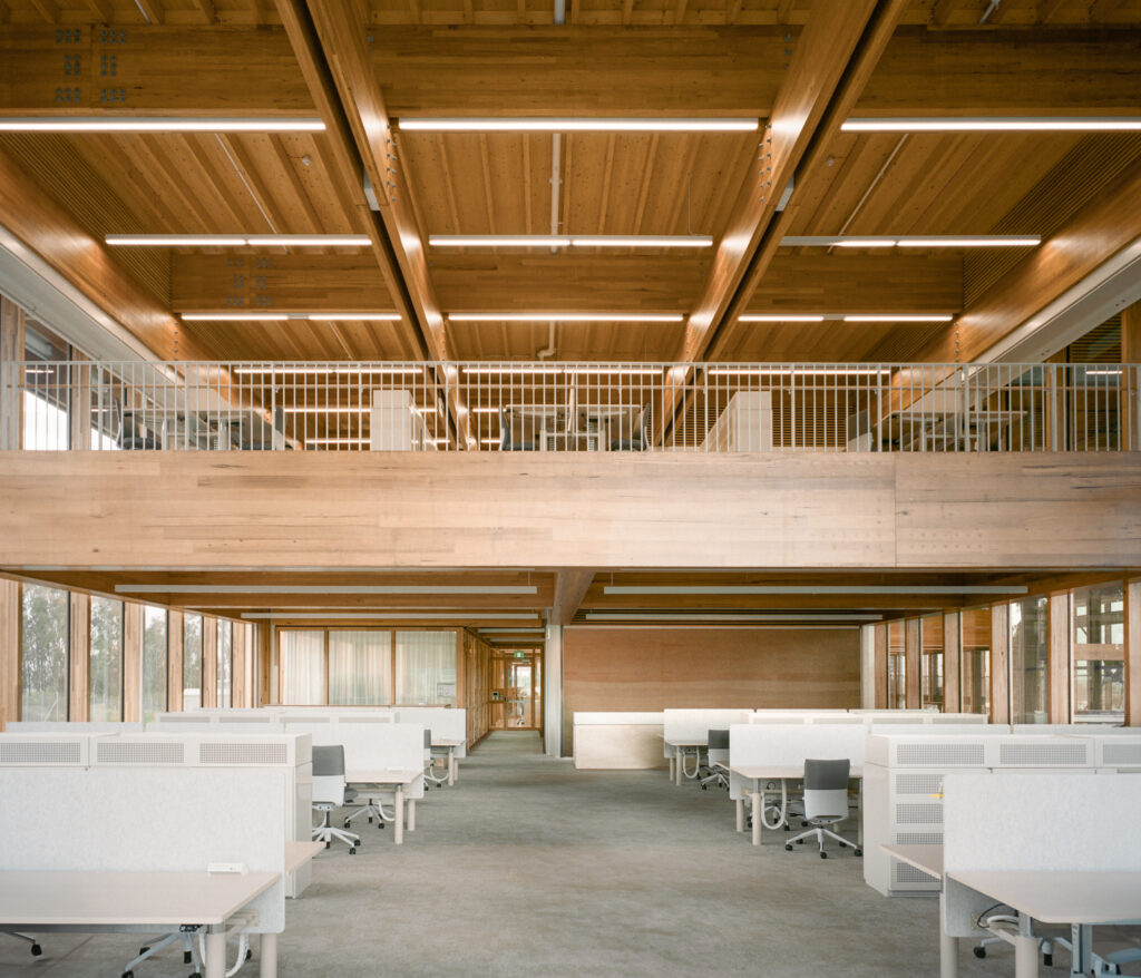 Advanced Manufacturing Readiness Facility First Building in Bradfield, NSW incorporates ASH's glulam mass timber solution, MASSLAM. Photo: Vinchy Wu
