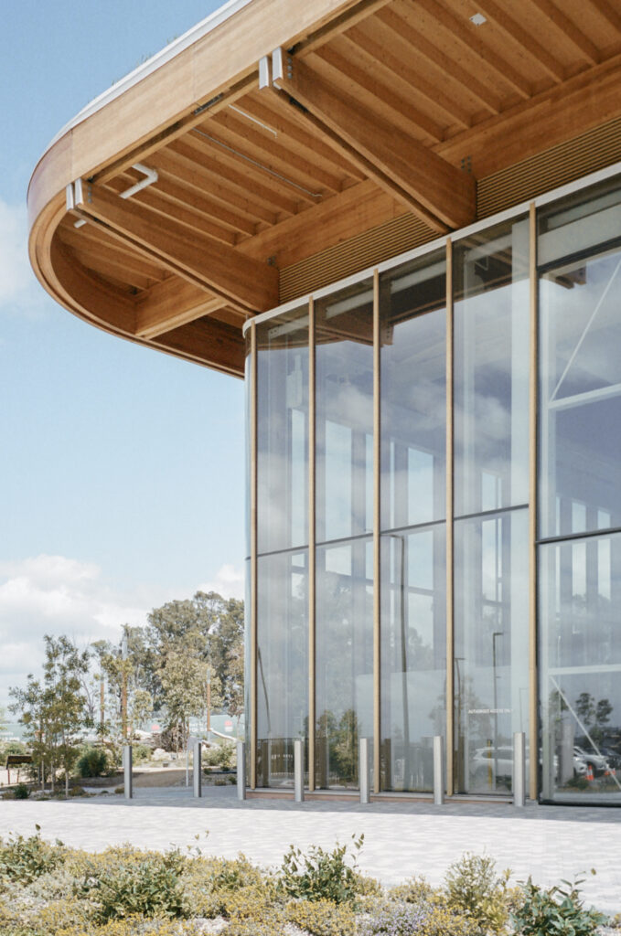 Advanced Manufacturing Readiness Facility First Building in Bradfield, NSW incorporates ASH's glulam mass timber solution, MASSLAM. Photo: Vinchy Wu