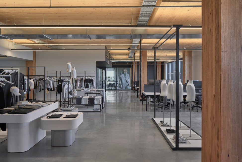 Decjuba head office in Cremore, Victoria feature exposed mass timber (MASSLAM) columns in Tasmanian Oak.