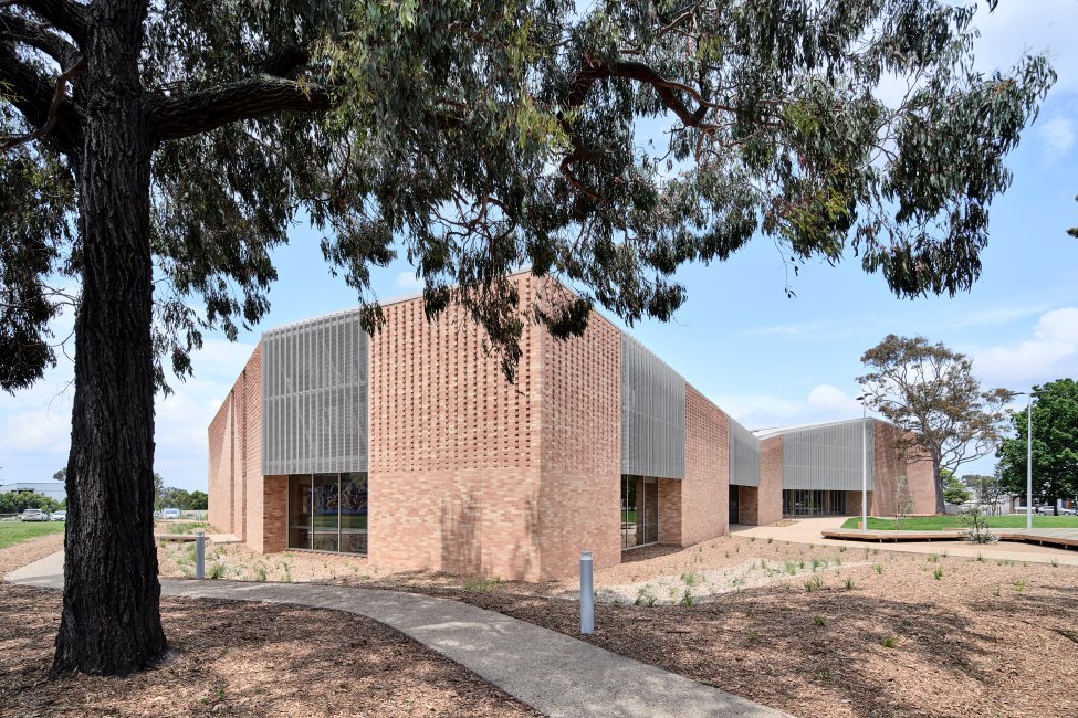Berninneit Cultural and Community Centre in Cowes, Victoria featuring ASH's mass timber columns and beams.