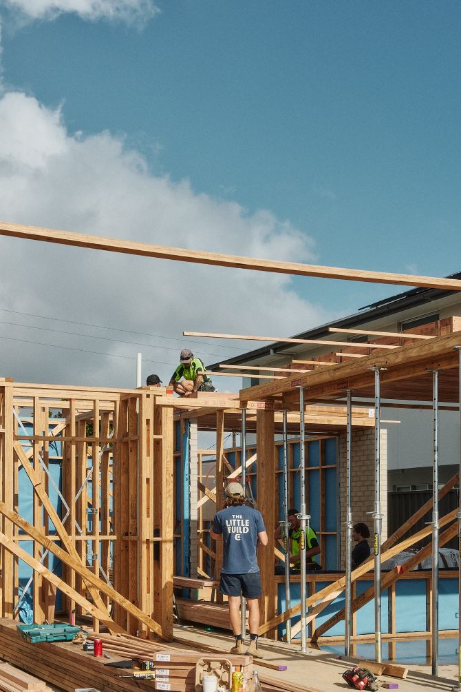Seacliff House in SA is the first built project to utilise ASH's new innovative structural cassette system, CASE.