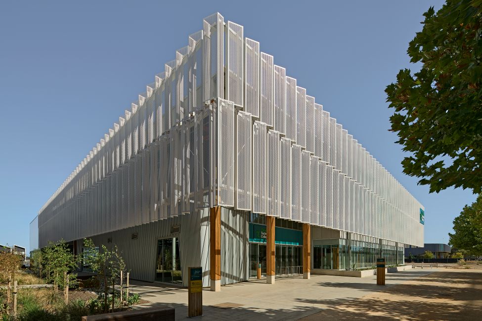 Tonsley Technical College - Factory of the Future is SA's first glulam and CLT building. Featuring ASH's MASSLAM columns and beams throughout.